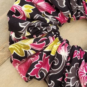 Scrunchies Largw floral
